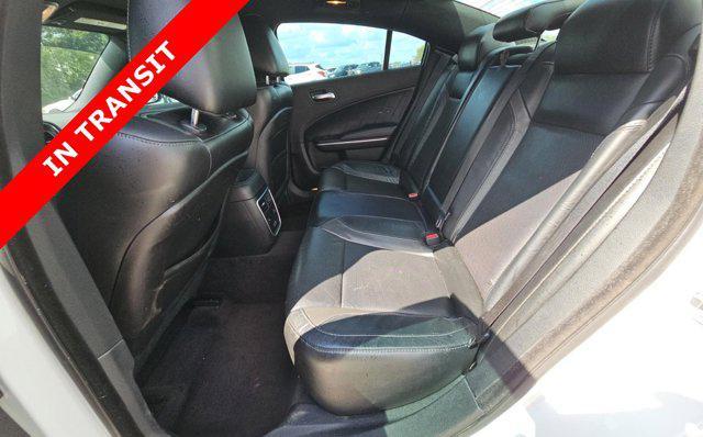 2017 dodge charger sxt