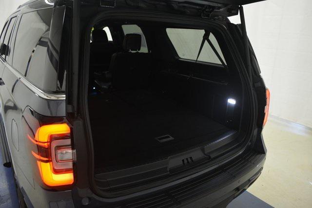 2022 ford expedition limited max