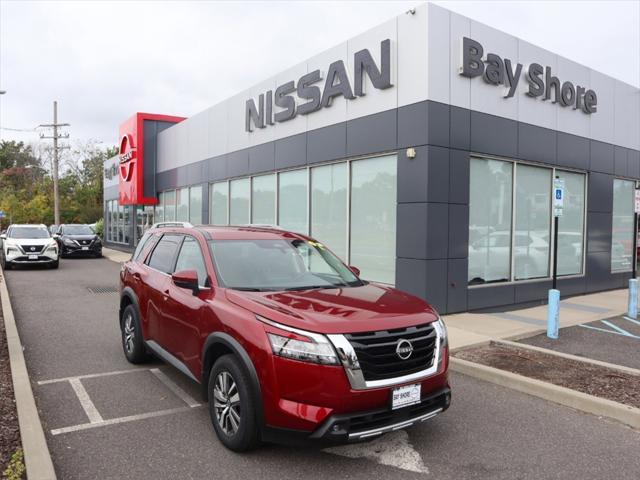 2022 nissan pathfinder sl 4wd