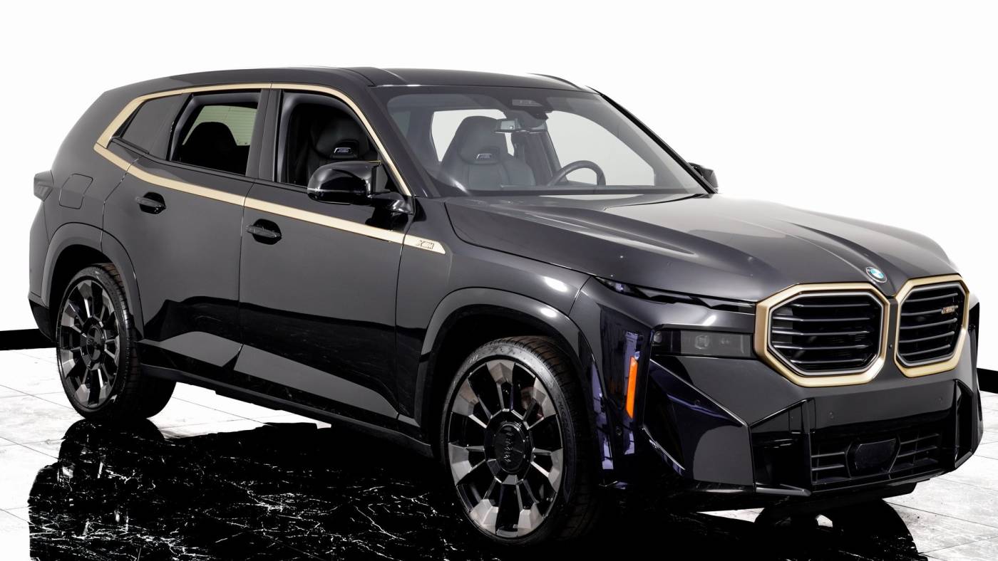 2023 bmw xm base