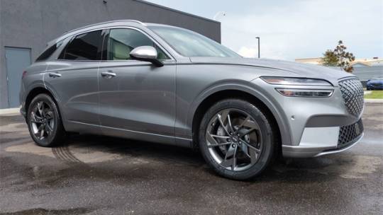2025 Genesis GV70