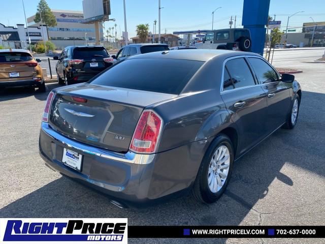 2014 chrysler 300 s