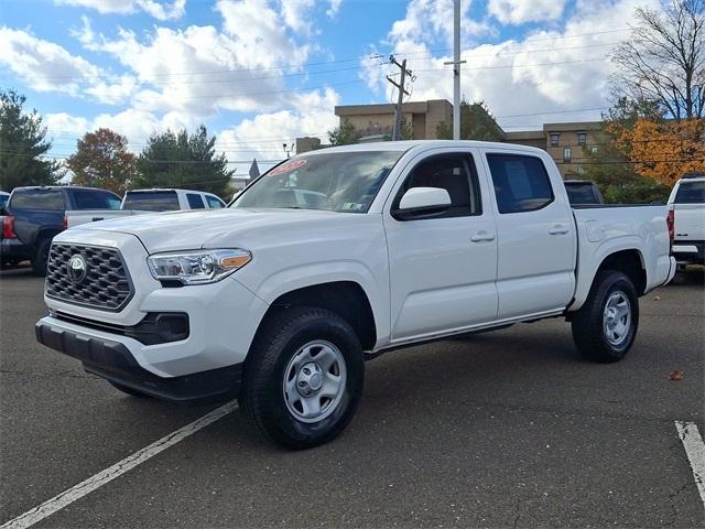 2022 toyota tacoma sr
