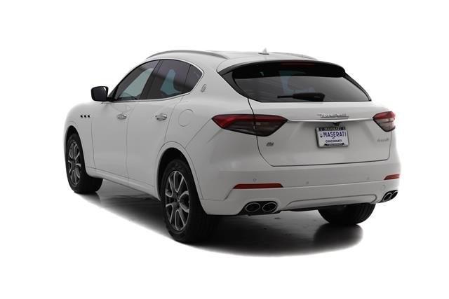2021 maserati levante base