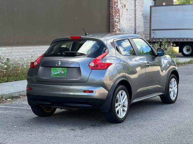 2014 nissan juke s