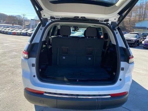 2023 jeep grand cherokee l laredo in maple dell, vermont