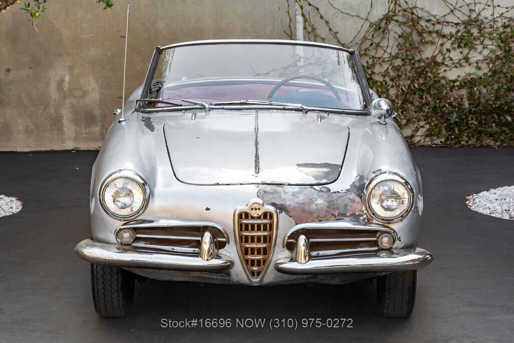 1963 alfa romeo giulietta spider