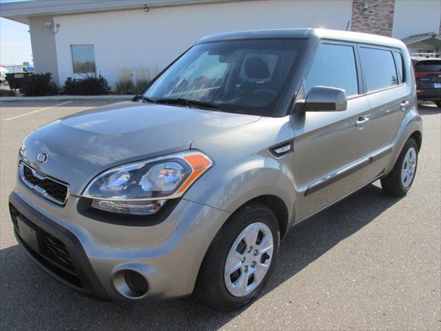 2013 kia soul base