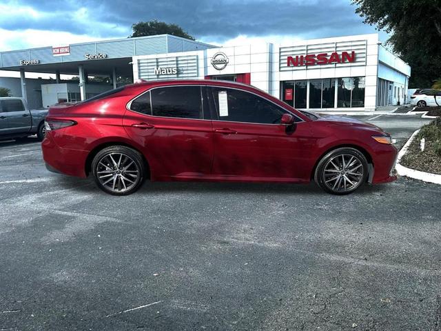 2022 toyota camry xle