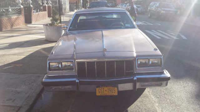1983 buick park avenue - in great condition - runs excellent - dvd player nav