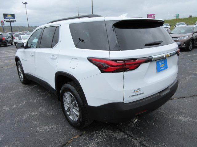 2023 chevrolet traverse lt cloth