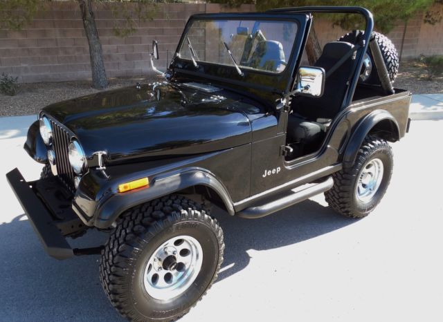 restored jeep v8 - 4 speed - ps - db - tilt - a/c show and go - see video
