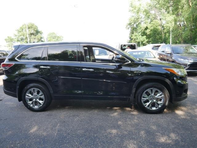 used 2016 toyota highlander xle white bear lake, mn 55110 for sale in lino lakes, minnesota
