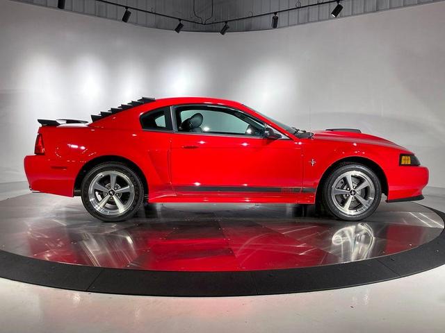 2003 ford mustang mach i