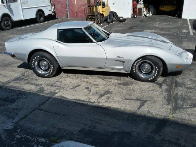 1973 corvette stingray - silver coupe - numbers matching
