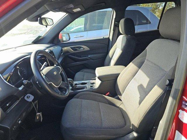 2023 chevrolet traverse lt cloth
