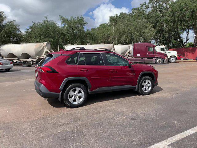 2019 toyota rav4 xle