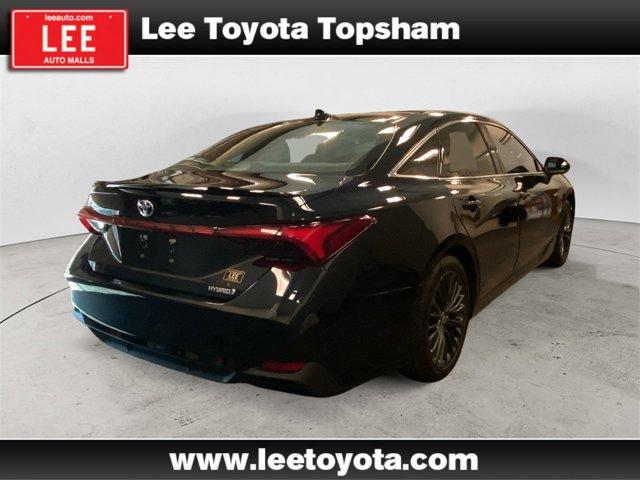 2021 toyota avalon hybrid xse
