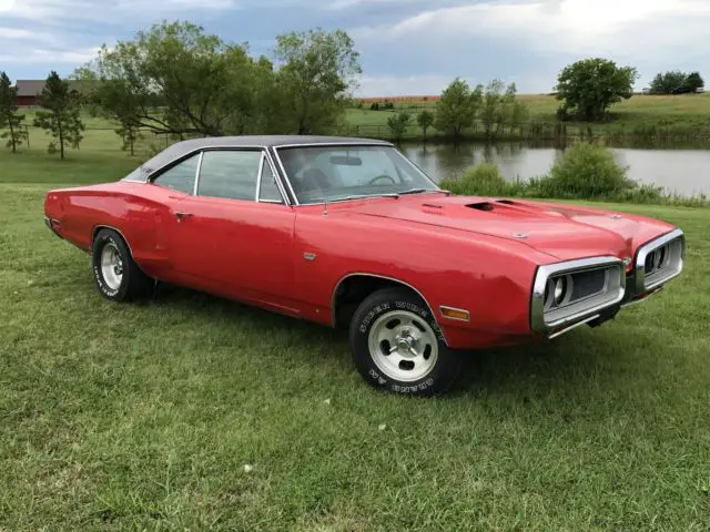 1970 dodge superbee #'s 383 big block 4 speed ac buckets super solid car red
