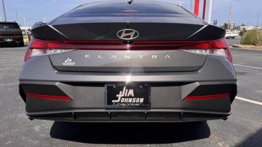 2024 Hyundai Elantra