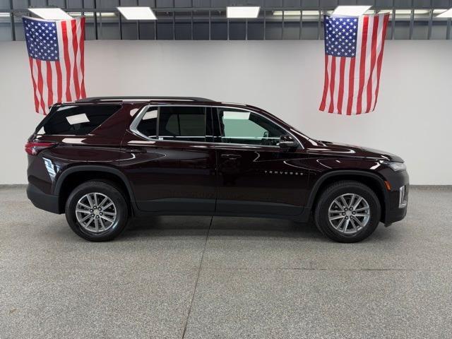 2023 chevrolet traverse lt cloth