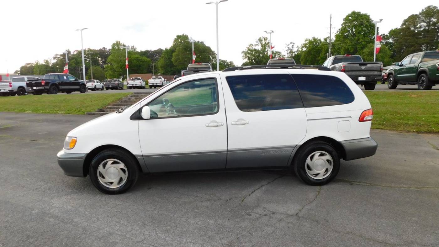 2002 toyota sienna xle