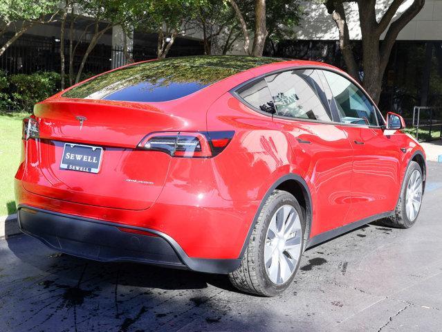 2022 tesla model y long range