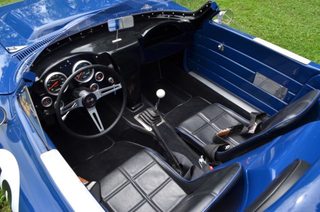 1963 chevrolet corvette roger penske grandsport roadster