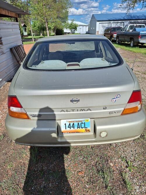 1999 nissan altima gxe