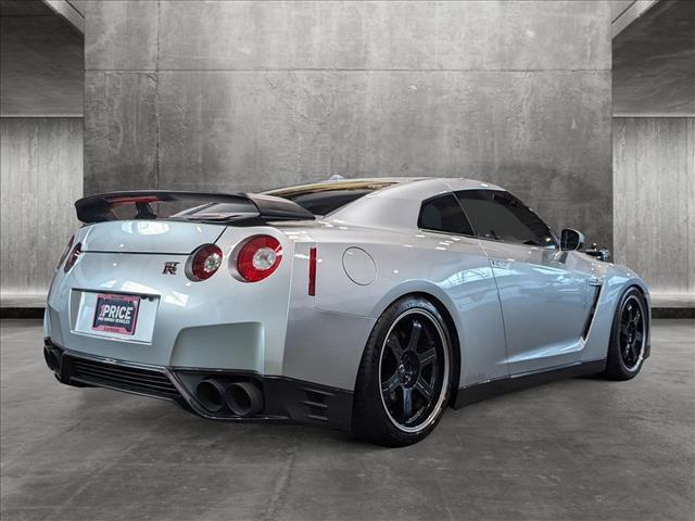 2014 nissan gt-r black edition