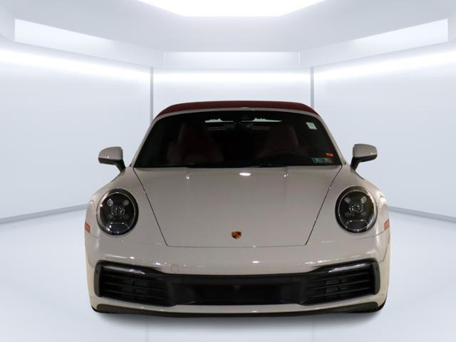 2022 porsche 911 carrera