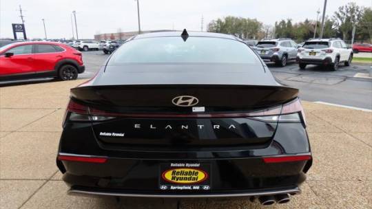2025 Hyundai Elantra