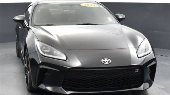 2023 Toyota GR86 premium
