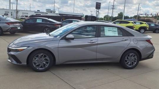 2024 Hyundai Elantra
