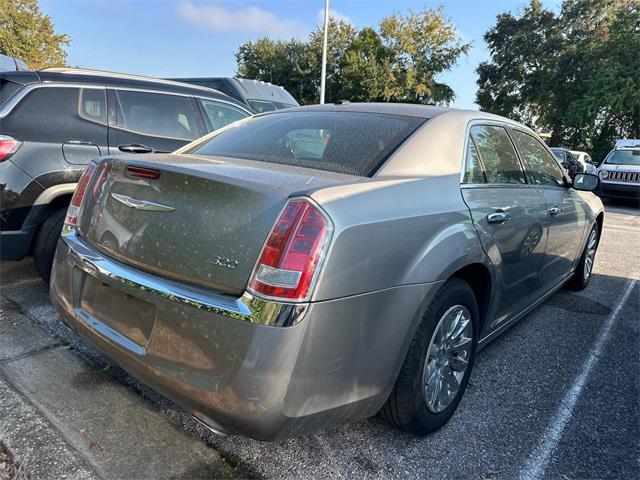 2014 chrysler 300 s