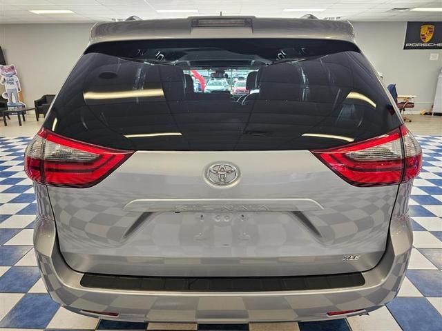 2020 toyota sienna xle