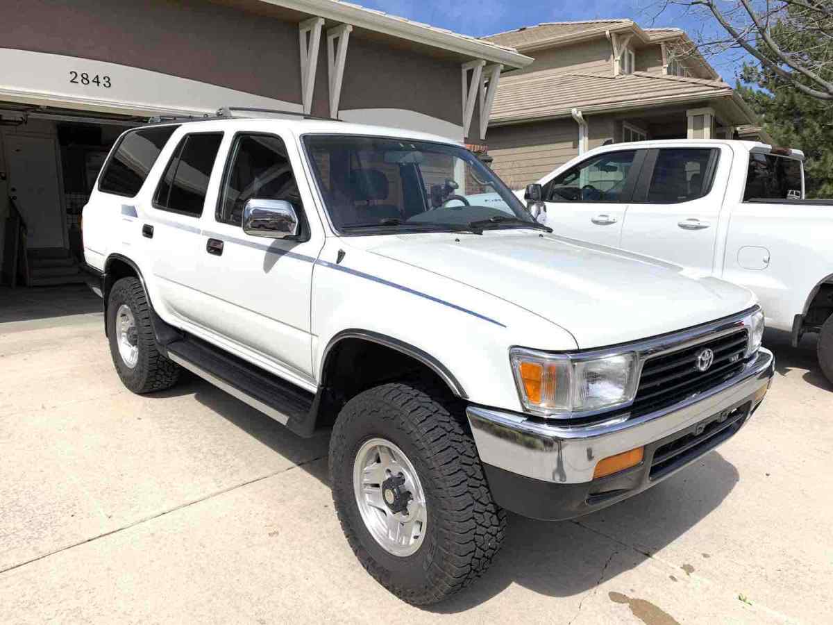 1993 toyota 4runner suv white 4wd automatic vn39 sr5
