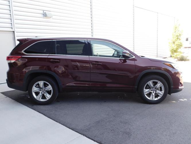used 2017 toyota highlander fwd v6 salt lake city, ut 84111 for sale in salt lake city, utah