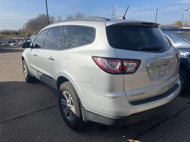 2017 chevrolet traverse ls
