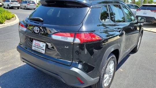 2022 toyota corolla cross le