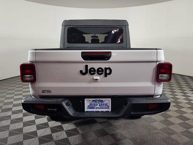 2023 jeep gladiator sport s