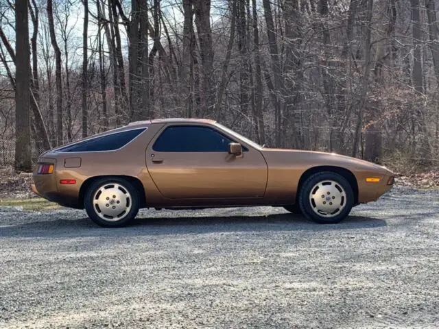 1980 porsche 928 european 5 speed manual 4.5l engine sunroof no reserve