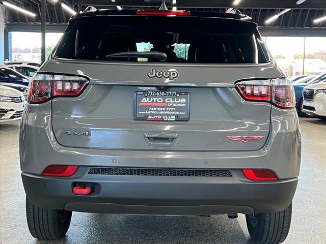 2021 jeep compass trailhawk