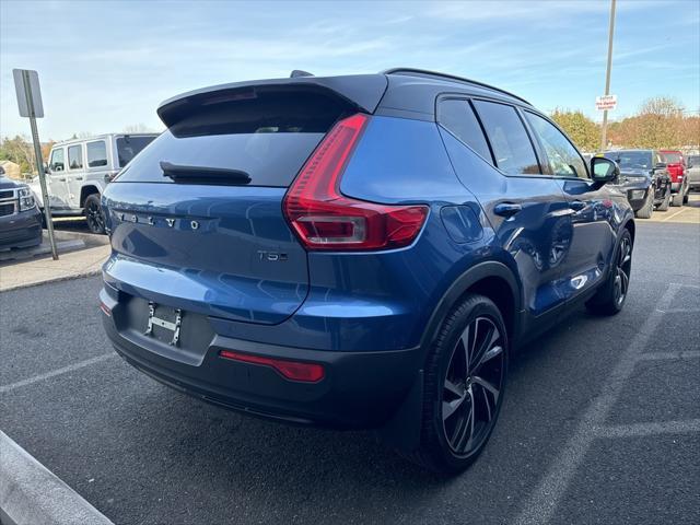 2021 volvo xc40 t5 r-design