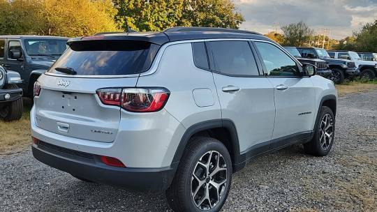 2025 Jeep Compass