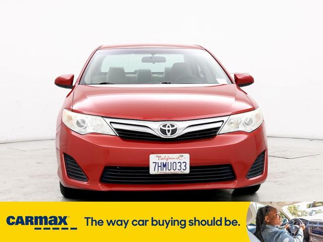 2014 toyota camry le