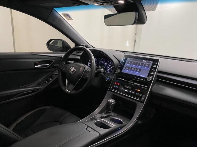 2022 toyota avalon touring