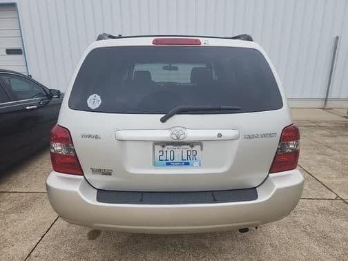 2004 toyota highlander base front-wheel drive in elizabethtown, kentucky