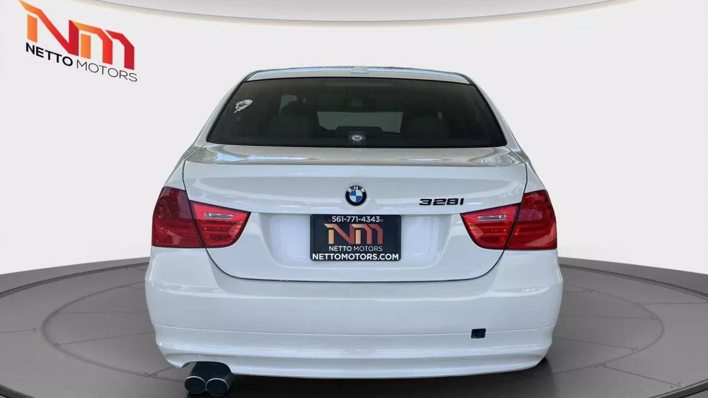 2011 bmw 3 series 328i