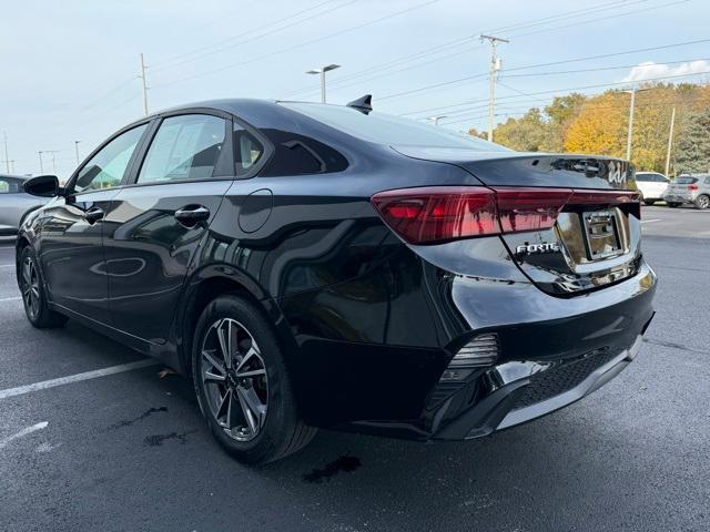 2023 kia forte lxs